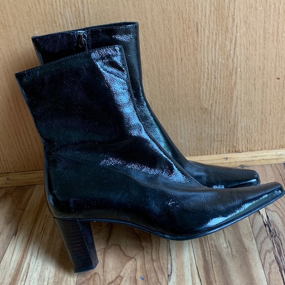 Aquatalia by Marvin K 7-1/2 black patent leather Italy point toe mid calf boots - Picture 4 of 13